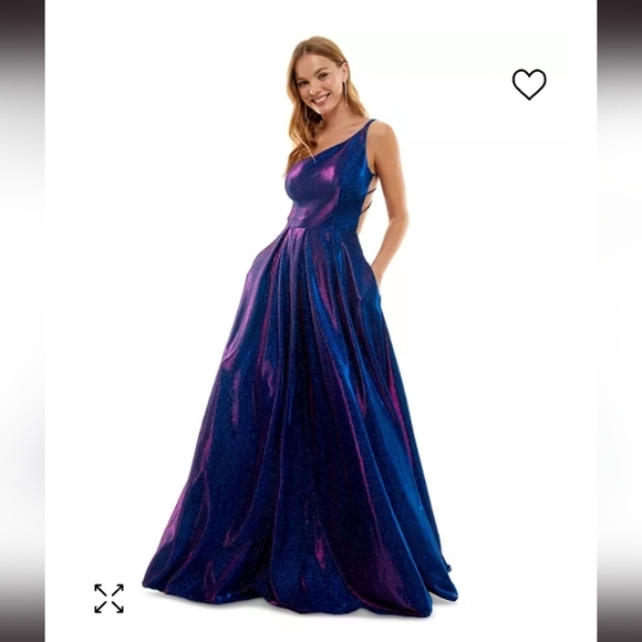 Elegant Strappy-Back Glitter-Finish Gown - Picture 4 of 8